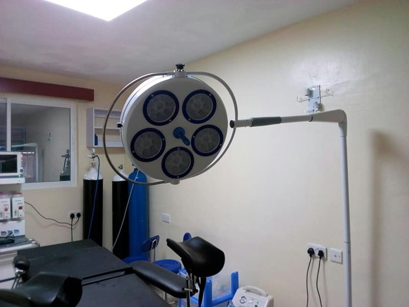 Theater Operating Lamp 5 Reflector LED with Back Up Battery Theater Operating Lamp 5 Reflector LED with Back Up Battery