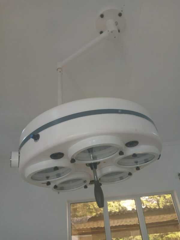Theater Operating Lamp Single Arm 5 Reflector LED Ceiling Mount Theater Operating Lamp Single Arm 5 Reflector LED Ceiling Mount